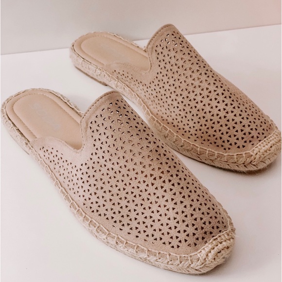 Ellie Espadrille Mules - Picture 2 of 4